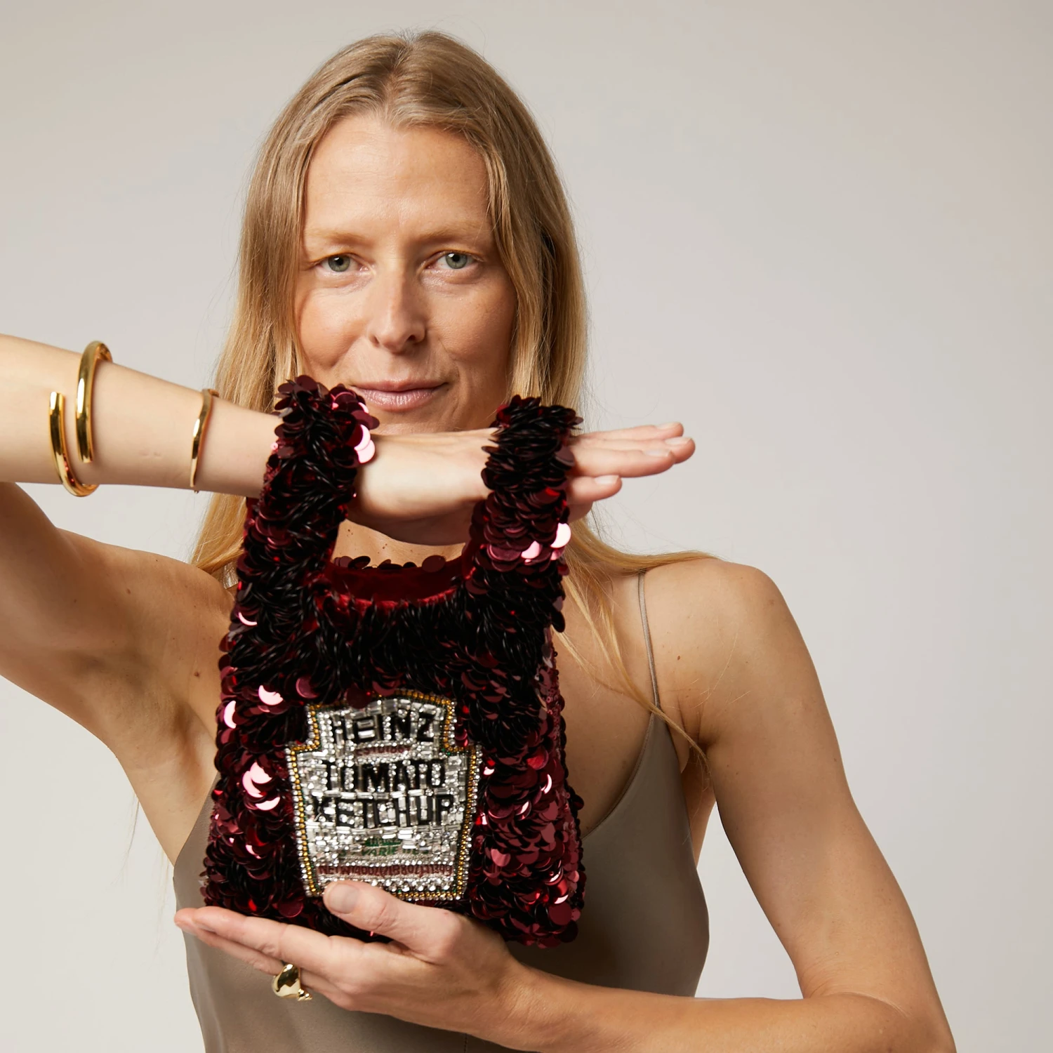 Anya Hindmarch Anya Brands Heinz Ketchup Tote 4 Anya Hindmarch Anya Brands Heinz Ketchup Tote - Image 2