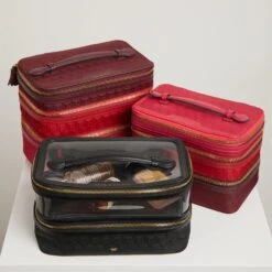 Anya Hindmarch Logo Jewellery Stack -Fashion Bag Shop 23 11 28 Model Shoot1879copy 31de7435 23b4 40e7 9551 3c6bc25daa8f