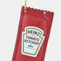 Anya Hindmarch Anya Brands Heinz Ketchup Charm 8 Anya Hindmarch Anya Brands Heinz Ketchup Charm -Fashion Bag Shop 5050925154260 Charm DETAIL