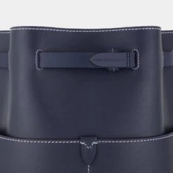 Anya Hindmarch Return To Nature Bucket Bag 17 Anya Hindmarch Return To Nature Bucket Bag -Fashion Bag Shop 5050925172448 Returntonature DETAIL 6cfe01a3 79b2 4fe9 835c 7a1bde85fb68