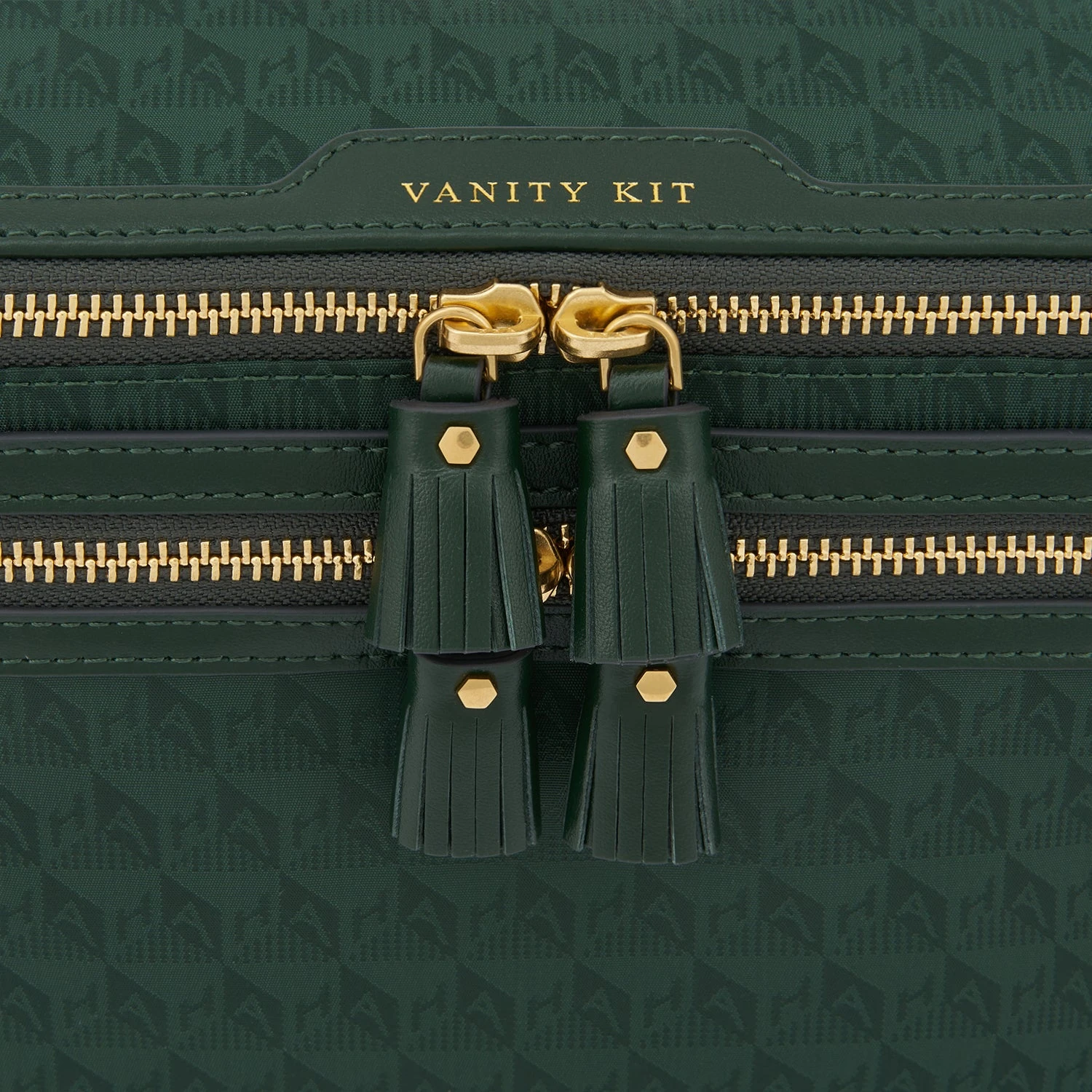 Anya Hindmarch Logo Vanity Kit 8 Anya Hindmarch Logo Vanity Kit - Image 6