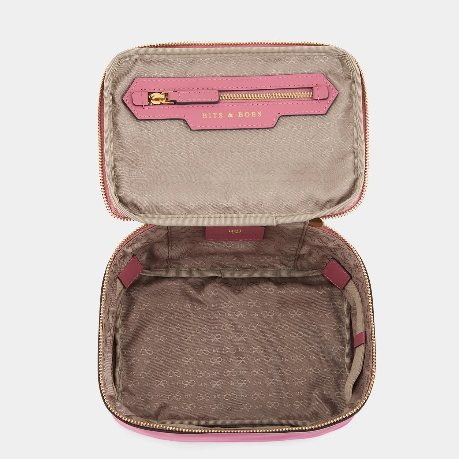 Anya Hindmarch Bridesmaid Small Vanity Kit 7 Anya Hindmarch Bridesmaid Small Vanity Kit - Image 5