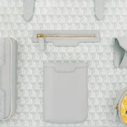 Anya Hindmarch I Am A Plastic Bag Wink XL Tote -Fashion Bag Shop 5050925180986 DETAIL