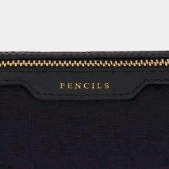 Anya Hindmarch Logo Dog Pencil Case 11 Anya Hindmarch Logo Dog Pencil Case -Fashion Bag Shop 5050925182836 DETAIL