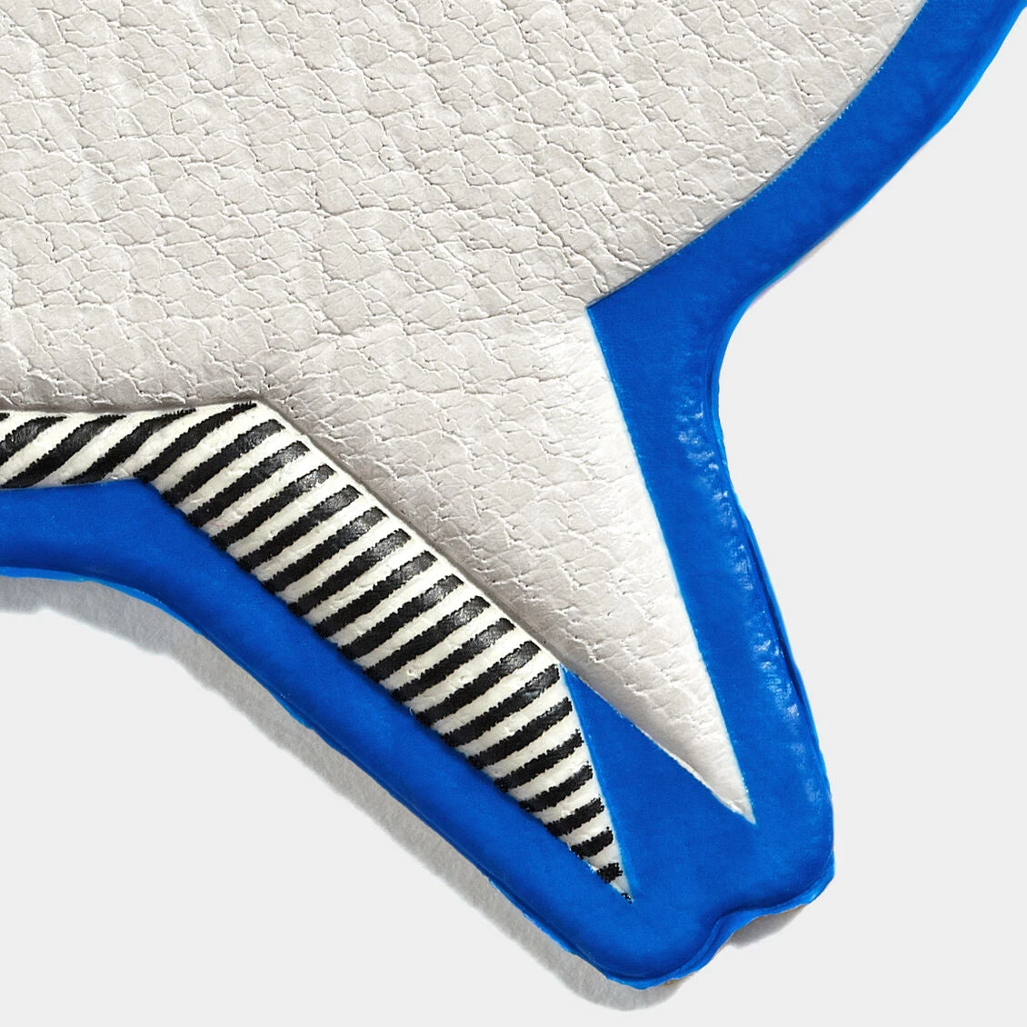 Anya Hindmarch Speech Bubble Sticker 4 Anya Hindmarch Speech Bubble Sticker - Image 2